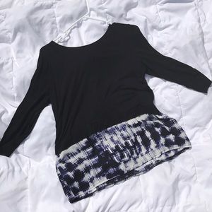 Quarter sleeve black top with layered look sz S